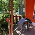 Bunte Ferienhaussiedlung *