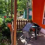 Bunte Ferienhaussiedlung * Rheinsberg