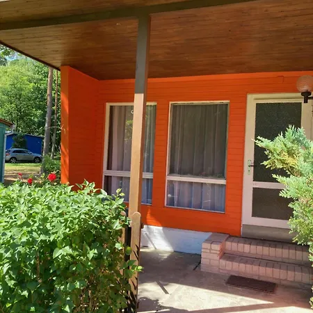 Bunte Ferienhaussiedlung *