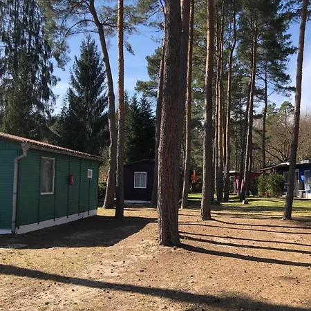 Bunte Ferienhaussiedlung *