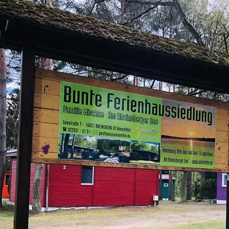 Aldeamento Turístico Bunte Ferienhaussiedlung *