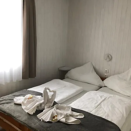 Bunte Ferienhaussiedlung Πάρκο διακοπών Rheinsberg