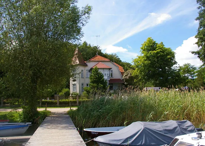 Bunte Ferienhaussiedlung Village de vacances Rheinsberg